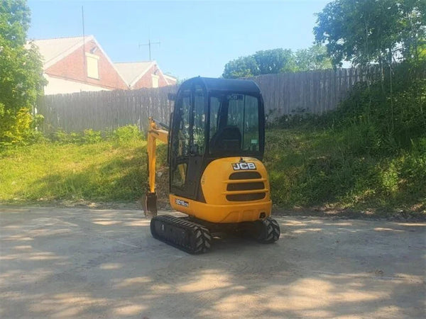 Mini pelle JCB 8018 / 1,8 TONNES / + Remorque Williams